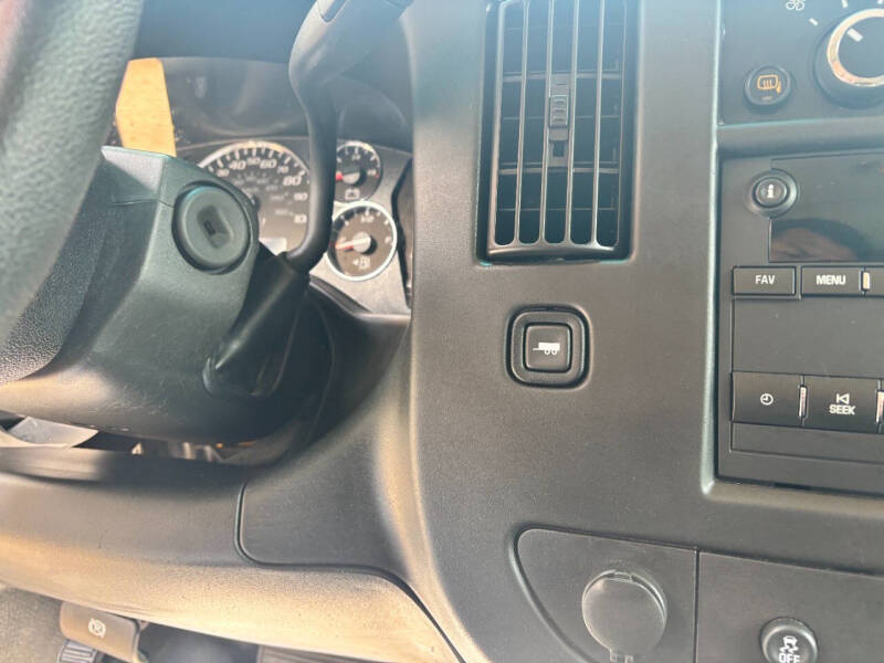 2017 Chevrolet Express LS 3500