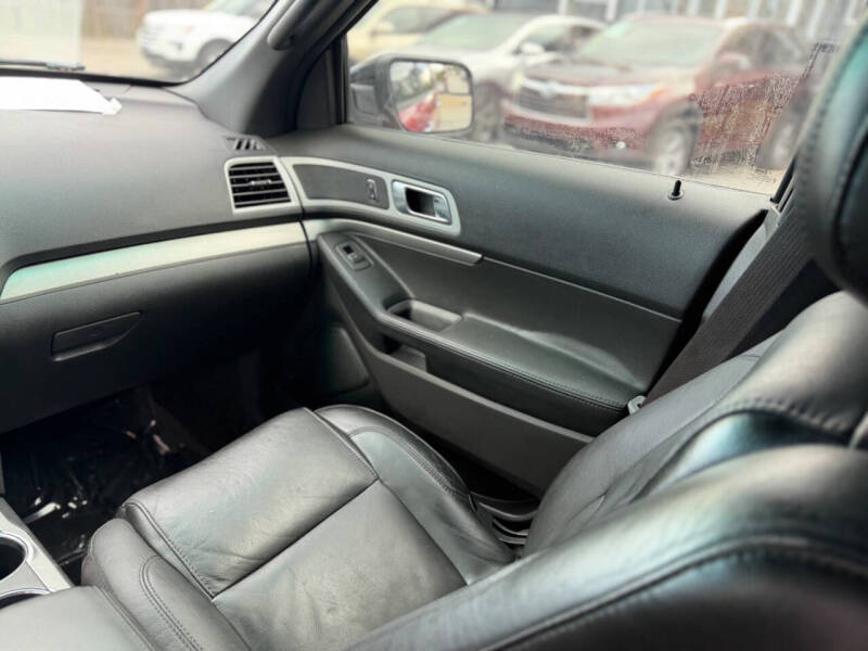 2011 Ford Explorer XLT