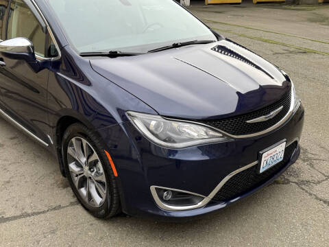 2017 Chrysler Pacifica Limited