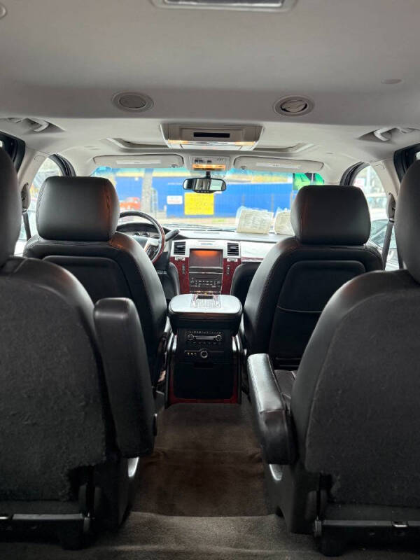 2014 Cadillac Escalade Luxury