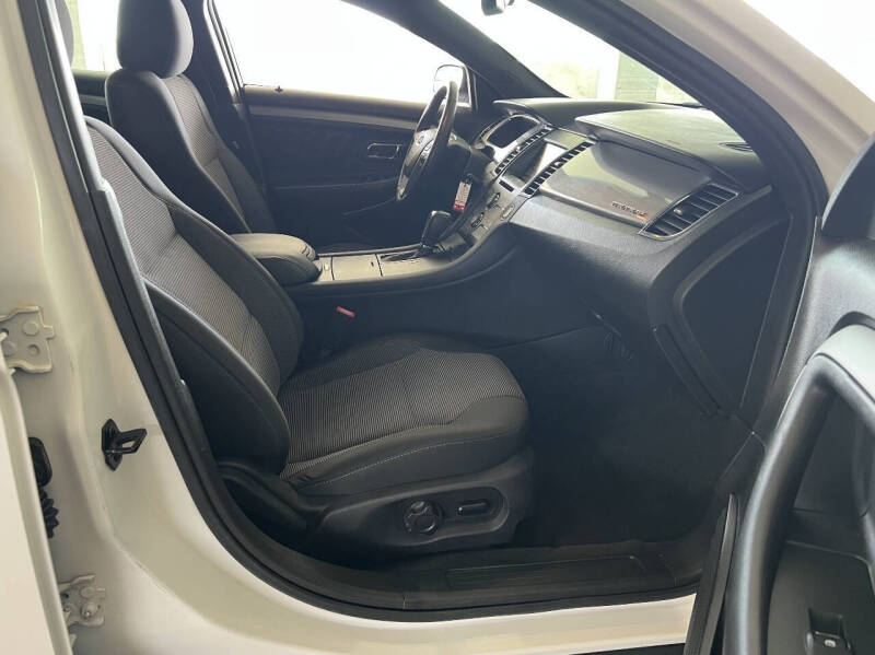 2013 Ford Taurus SEL