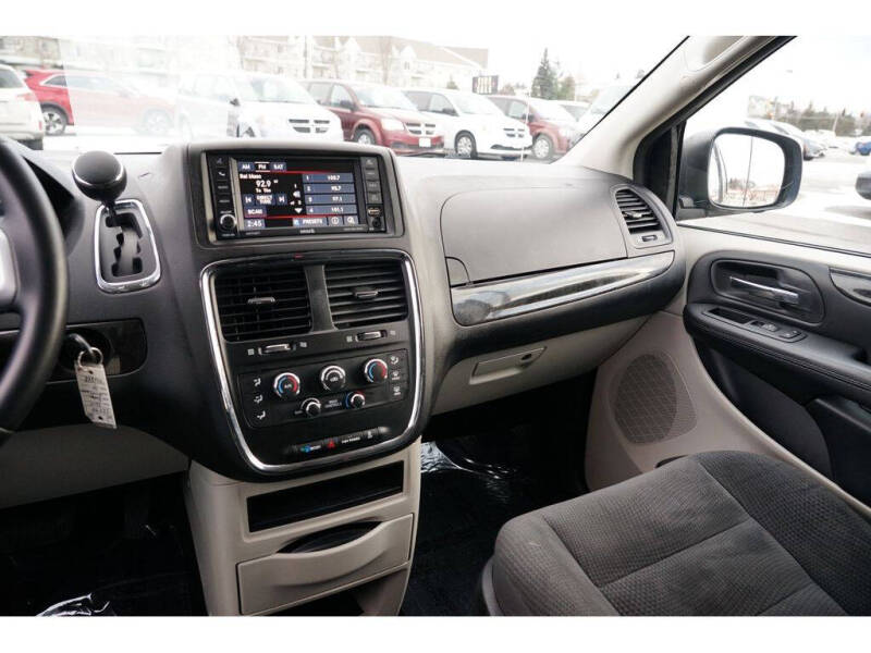 2017 Dodge Grand Caravan SE