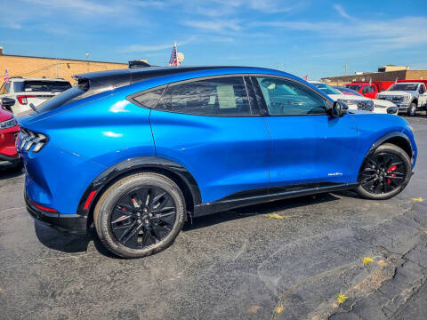 2025 Ford Mustang Mach-E Premium