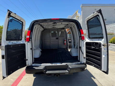 2019 Chevrolet Express 2500
