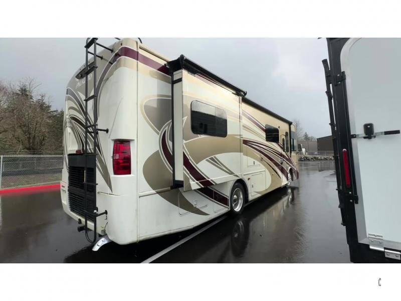 2017 Freightliner XCS Chassis