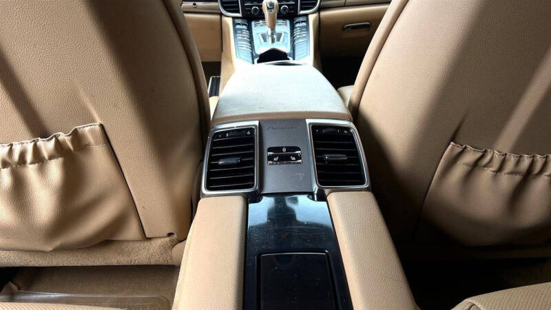 2014 Porsche Panamera S