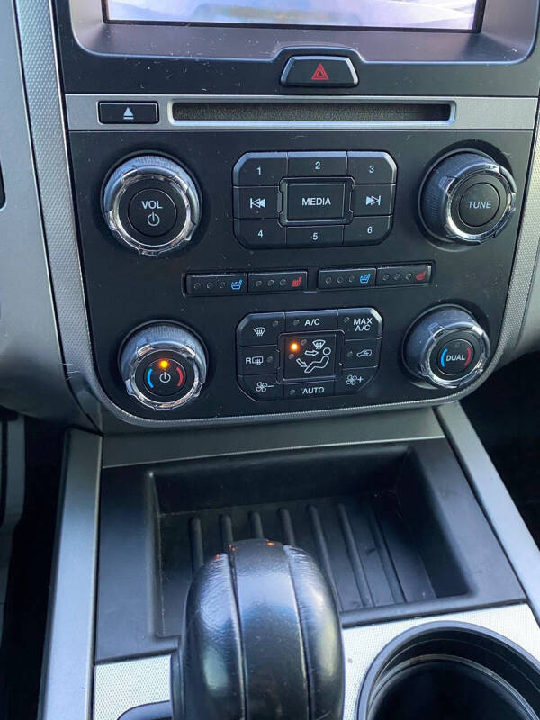 2015 Ford Expedition EL XLT