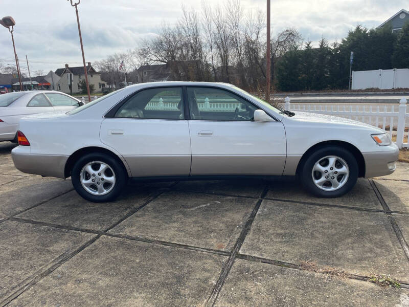 1998 Lexus ES 300 photo 5