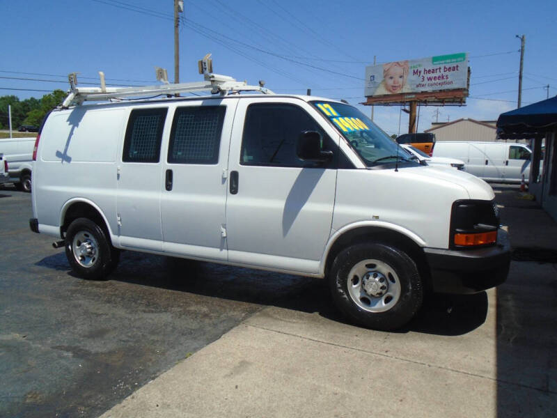 2017 Chevrolet Express 2500