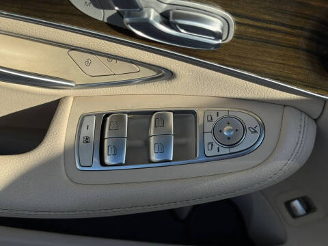 2020 Mercedes-Benz C-Class C 300