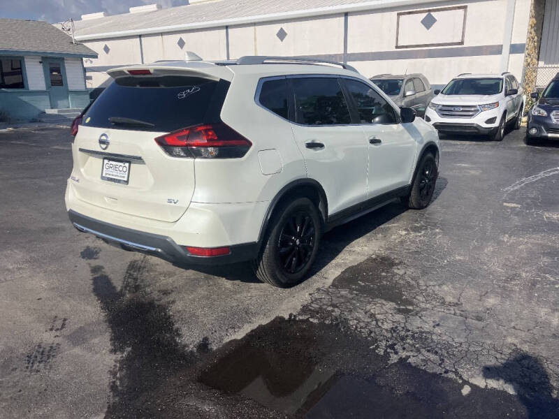 2018 Nissan Rogue SV