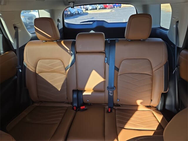 2024 Nissan Pathfinder Platinum