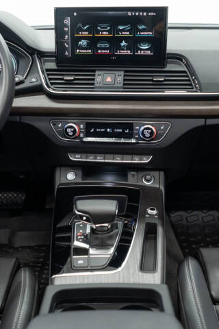 2024 Audi Q5 e quattro S line Premium 55 TFSI