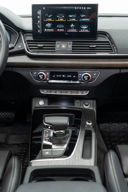 2024 Audi Q5 e quattro S line Premium 55 TFSI