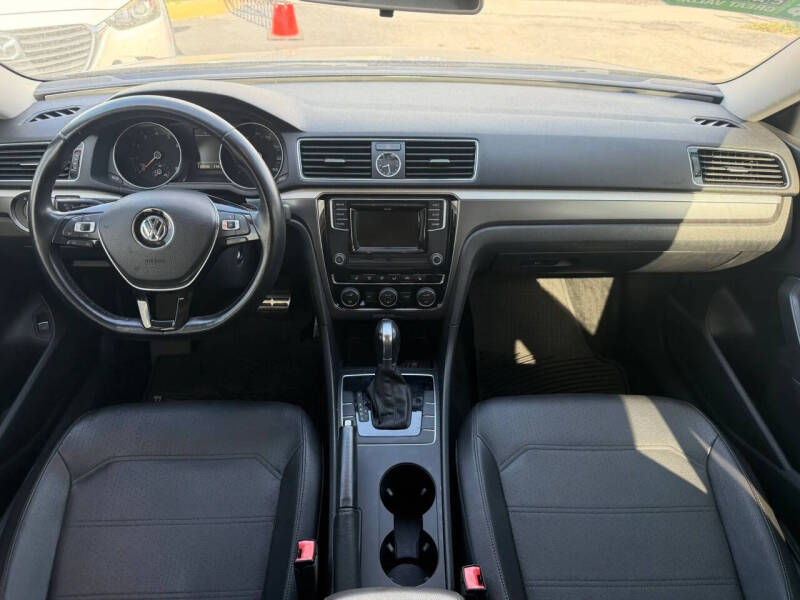 2016 Volkswagen Passat