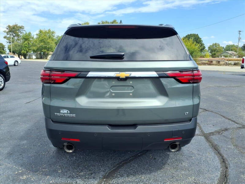2023 Chevrolet Traverse LT Cloth