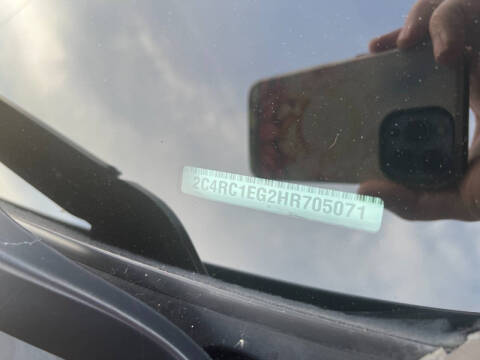 2017 Chrysler Pacifica Touring-L Plus