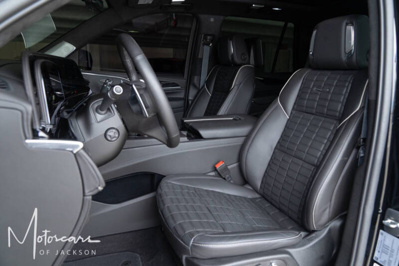 2023 Cadillac Escalade-V