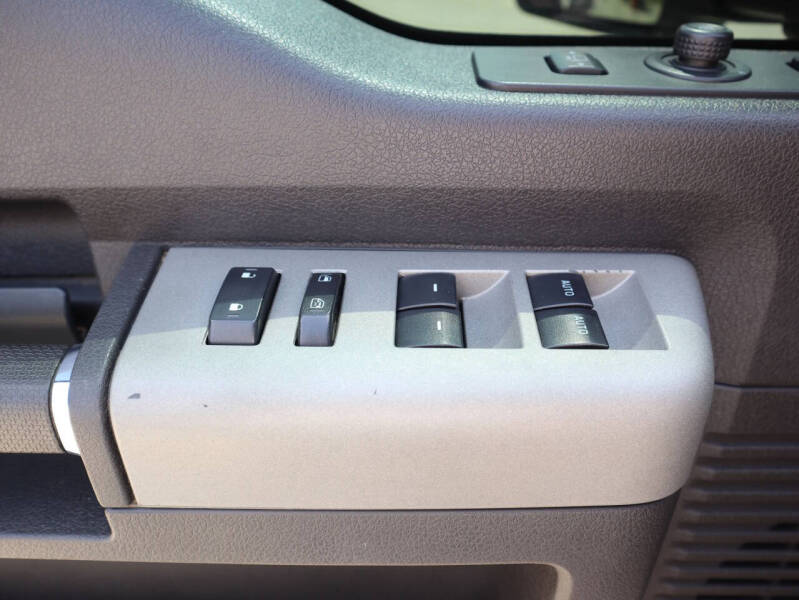 2016 Ford F-350 Super Duty Lariat