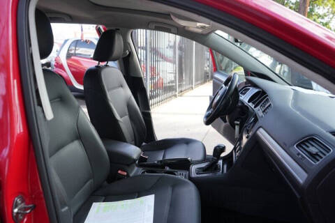 2015 Volkswagen Golf TSI SE