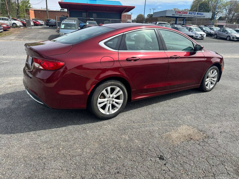 2016 Chrysler 200 Limited