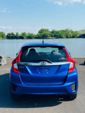2017 Honda Fit EX