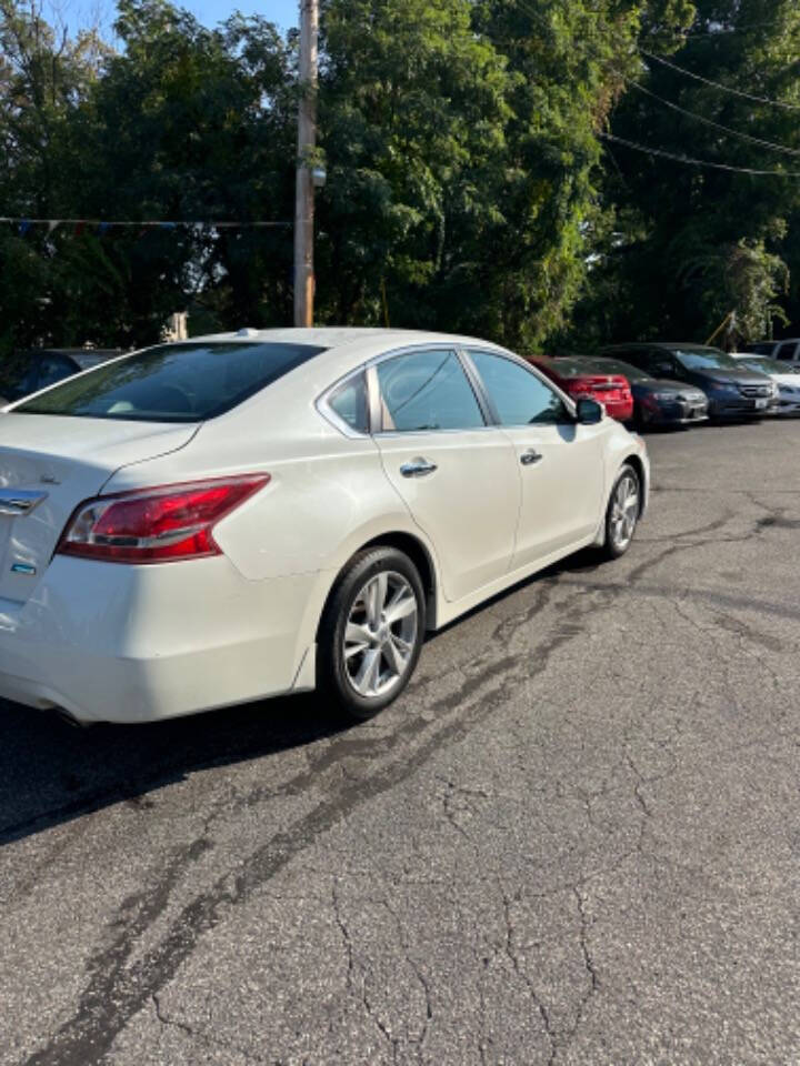 2013 Nissan Altima for sale at JJ s Auto Sales and Repair in Manchester , NH