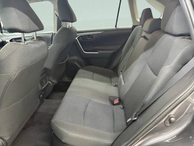 2021 Toyota RAV4 Hybrid LE