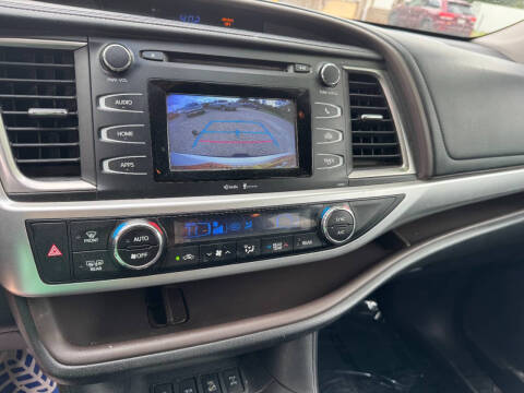 2015 Toyota Highlander LE Plus