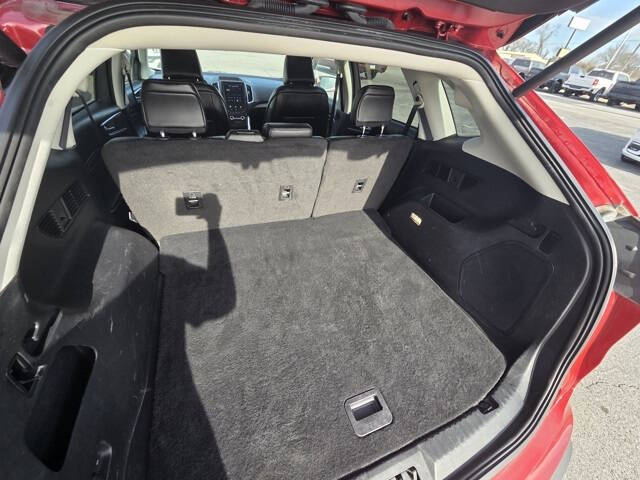 2024 Ford Edge Titanium