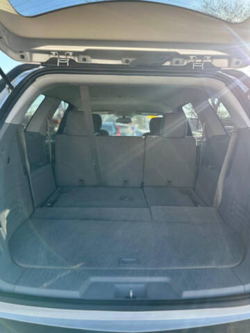 2017 Chevrolet Traverse LS