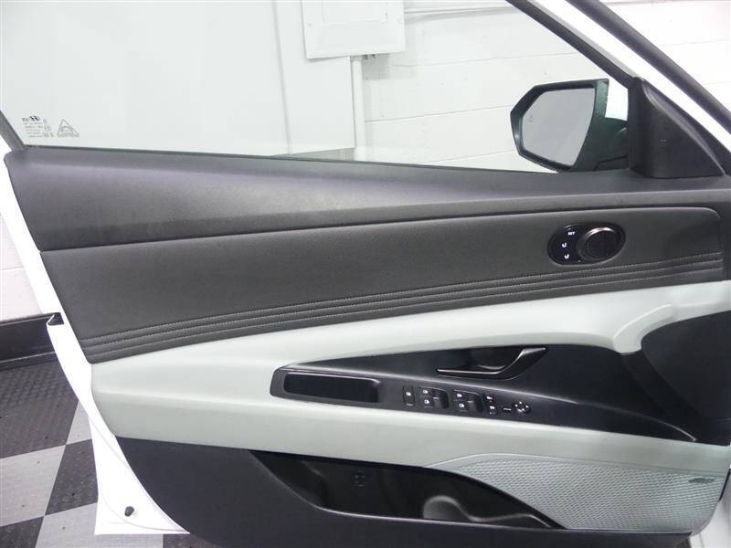 2024 Hyundai Elantra Hybrid Limited