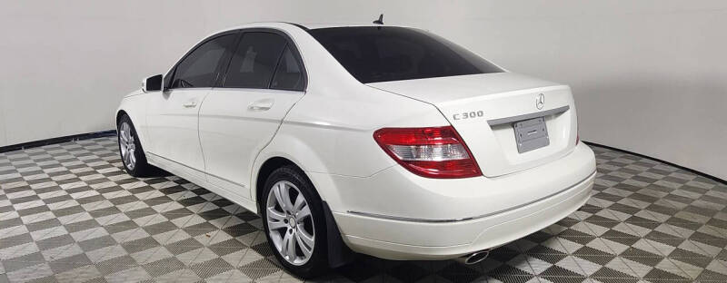 2010 Mercedes-Benz C-Class C 300 Luxury