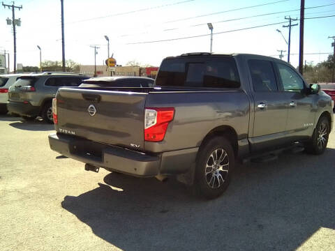 2021 Nissan Titan
