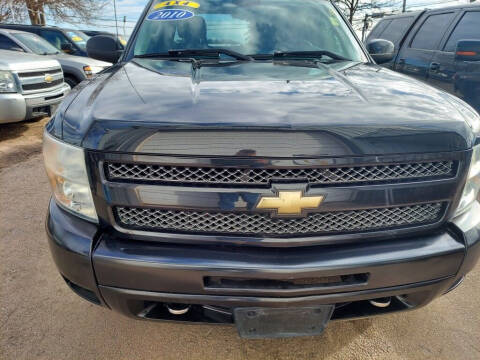 2010 Chevrolet Silverado 1500 for sale at Car Connection in Yorkville IL