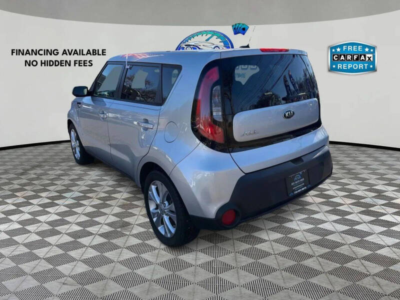 2015 Kia Soul +