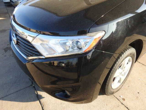 2017 Nissan Quest SV