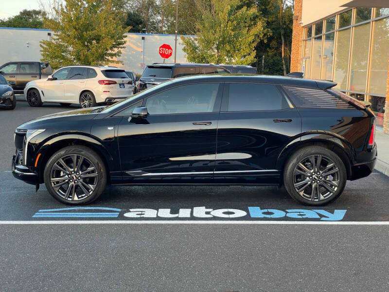 2025 Cadillac OPTIQ Sport 2