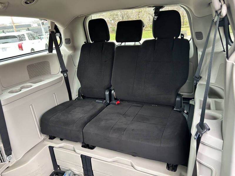 2013 Dodge Grand Caravan American Value Package