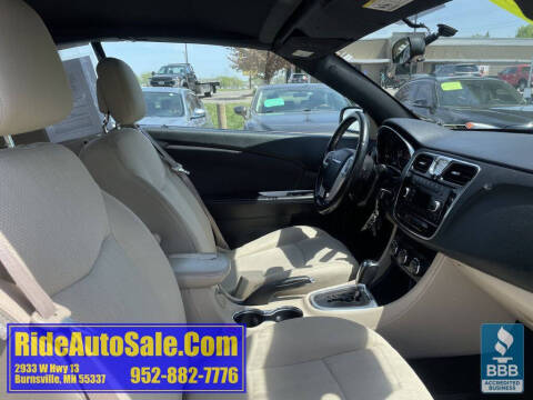 2013 Chrysler 200 Touring