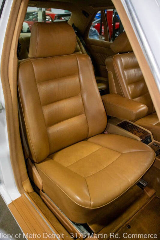 1991 Mercedes-Benz 560-Class 560 SEL