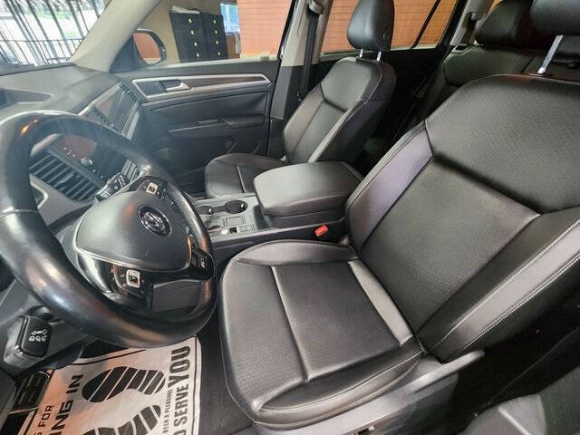 2019 Volkswagen Atlas V6 SE R-Line