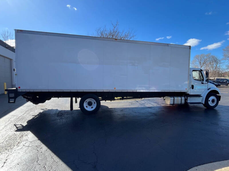 2015 Freightliner M2 106
