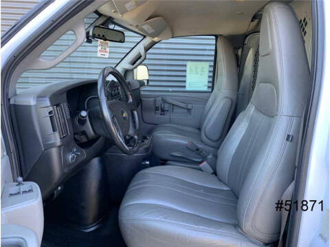 2021 Chevrolet Express 2500