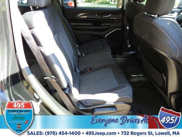 2021 Jeep Grand Cherokee L Laredo