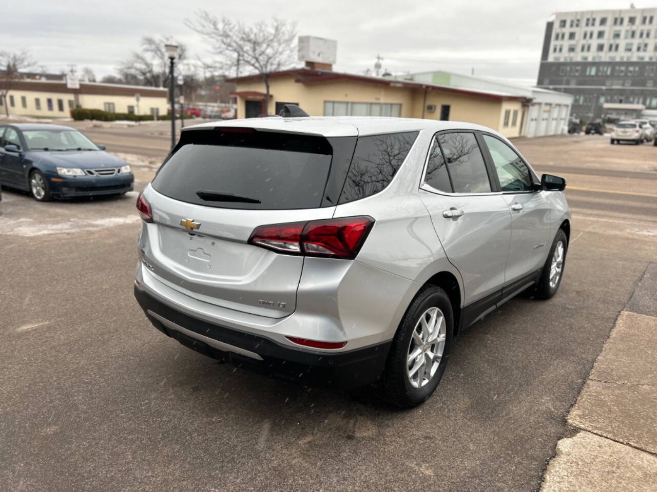 2022 Chevrolet Equinox for sale at Jon's Auto in Marquette, MI