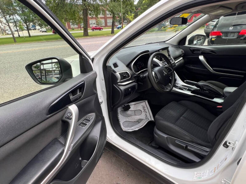 2020 Mitsubishi Eclipse Cross ES