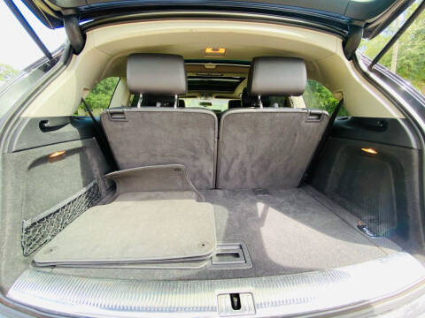 2011 Audi Q7 3.0T quattro Premium Plus