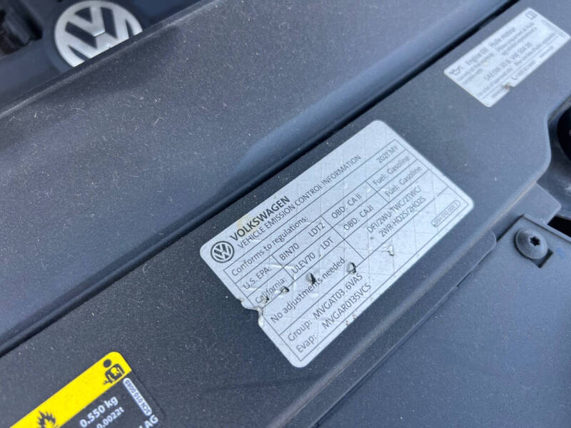 2021 Volkswagen Atlas Cross Sport V6 SEL R-Line 4Motion