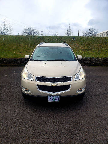 2012 Chevrolet Traverse for sale at Viking Motors in Medford OR